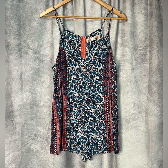 E2 Clothing Floral Print Spaghetti Strap Romper with Pockets - MED - Picture 9 of 10